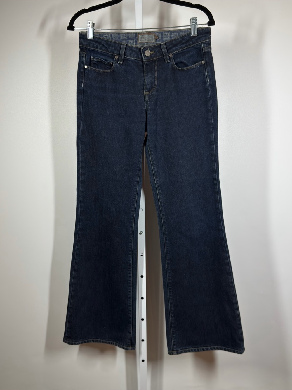 Paige Robertson Wide Leg Flare Jeans in Dark Wash Size 27